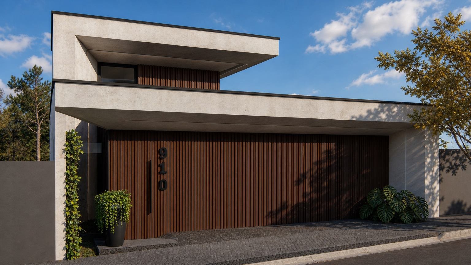 Fachada contemporânea com revestimento em concreto e portão ripado em madeira